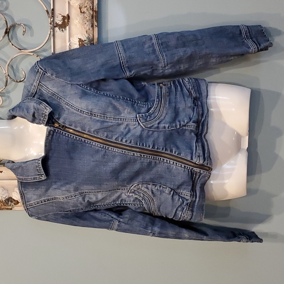 Carol's Denim Jackets & Blazers - Denim jacket